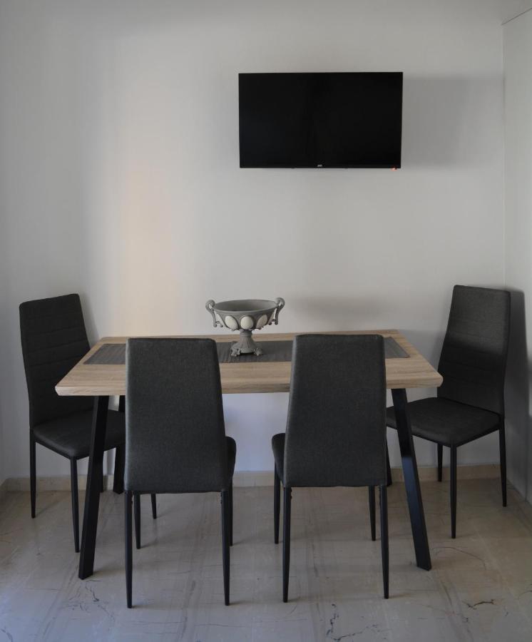 Apartmán Anezinas Place Perissa  Exteriér fotografie